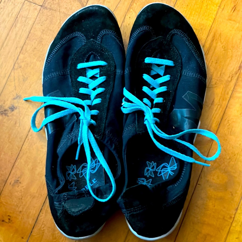 Merrell trainers